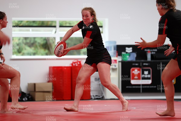 260722 - Wales Women Rugby Training - Abbie Fleming during training