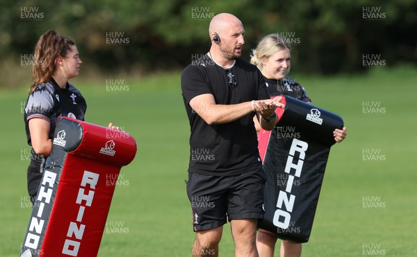 280823 - Wales Women Training Session - Mike Hill during training session