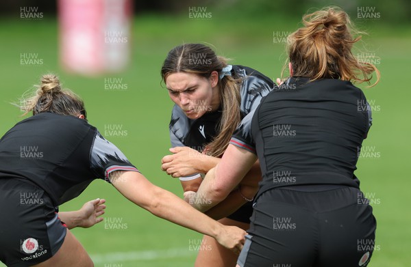 280823 - Wales Women Training Session - Bryonie King during training session