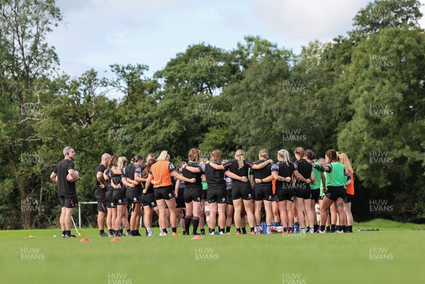 280823 - Wales Women Training Session - The Wales Women’s team during training session