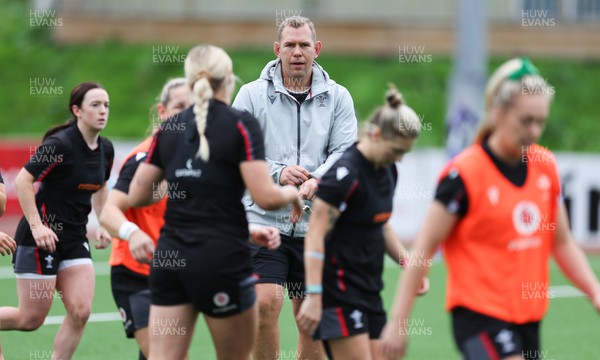 280923 - Wales Women Rugby Training Session - Wales Women head coach Ioan Cunningham during a training session ahead of the match against USA at Stadium CSM