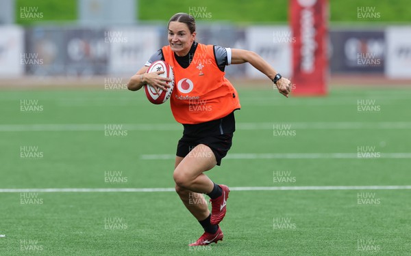 280923 - Wales Women Rugby Training Session - Jazz Joyce during a training session ahead of the match against USA at Stadium CSM
