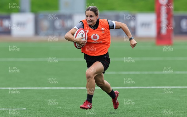 280923 - Wales Women Rugby Training Session - Jazz Joyce during a training session ahead of the match against USA at Stadium CSM