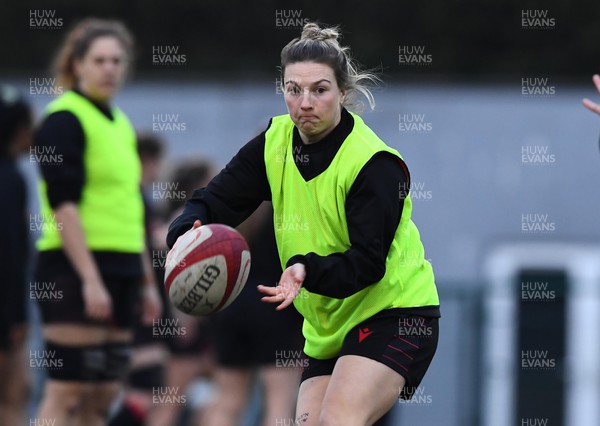 290322 - Wales Women Rugby Training - Keira Bevan during training