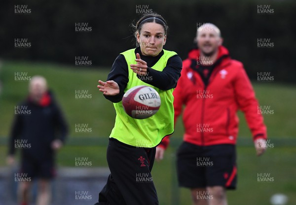 290322 - Wales Women Rugby Training - Jasmine Joyce during training