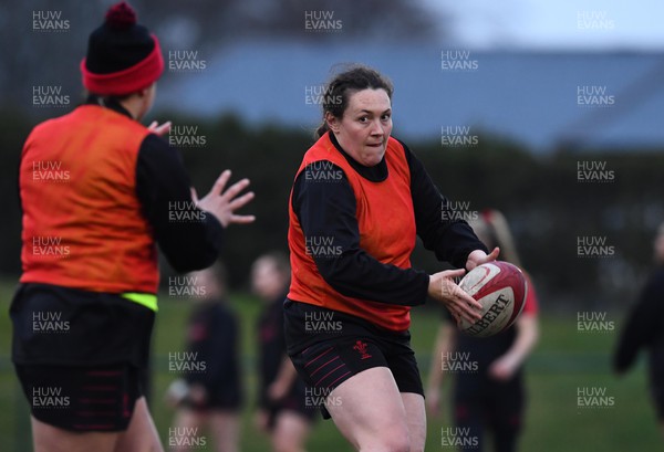 290322 - Wales Women Rugby Training - Cerys Hale during training