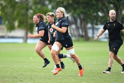 290725 - Wales Women Rugby Training at The Southport School - Alex Callender, Donna Rose and Gwenllian Pyrs during a Wales Women’s rugby training session ahead of the second test against Australia