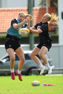 290725 - Wales Women Rugby Training at The Southport School - Lisa Neumann and Catherine Richards compete for the ball during a Wales Women’s rugby training session ahead of the second test against Australia