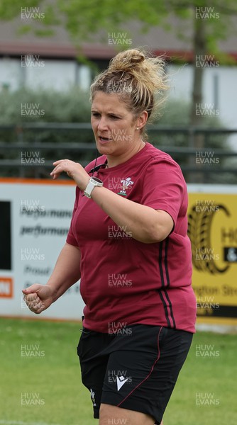 301023 - Wales Women Rugby Training Session - Coach Catrina Nicholas-McLaughlin during a training session at Pakuranga United RFC ahead of their WXV1 match against Australia