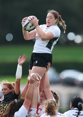 090926 - Wales Women Rugby Training Match - Gwen Crabb during a training match ahead of the WRX Series of matches 