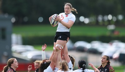 090926 - Wales Women Rugby Training Match - Gwen Crabb during a training match ahead of the WRX Series of matches 