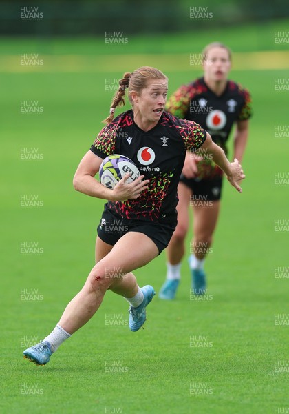 090926 - Wales Women Rugby Training Match - Lisa Neumann during a training match ahead of the WRX Series of matches 