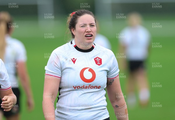 090926 - Wales Women Rugby Training Match - Gwen Crabb during a training match ahead of the WRX Series of matches 