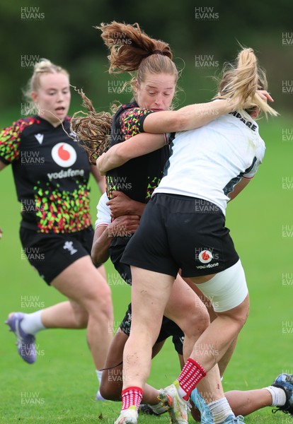 090926 - Wales Women Rugby Training Match - Lisa Neumann during a training match ahead of the WRX Series of matches 