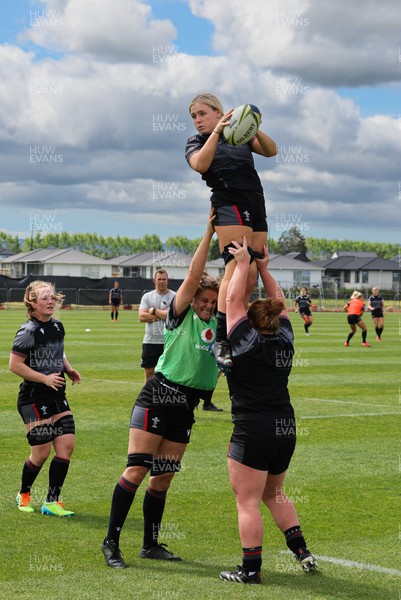 111022 - Wales Women Rugby Training Session - Wales’ Alex Callender takes the lineout during training session ahead of their Women’s Rugby World Cup match against New Zealand