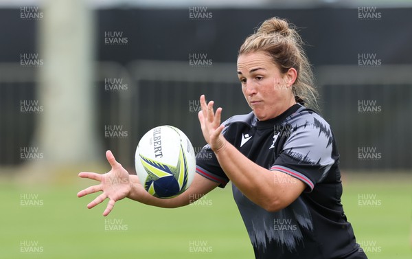 121022 - Wales Women Rugby Training Session - Wales’ Siwan Lillicrap during a training session ahead of their Women’s Rugby World Cup match against New Zealand