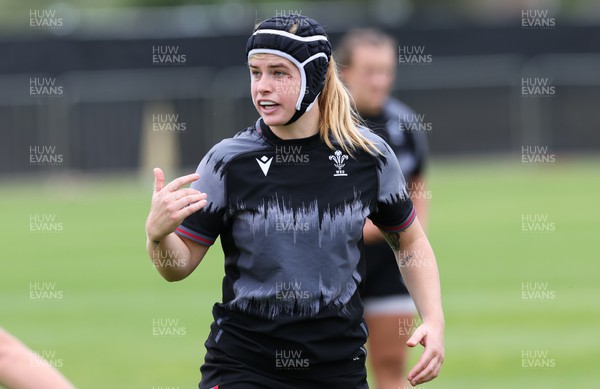 121022 - Wales Women Rugby Training Session - Wales’ Bethan Lewis during a training session ahead of their Women’s Rugby World Cup match against New Zealand