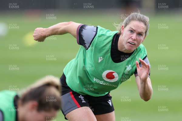 141022 - Wales Women Rugby Training Session - Wales’ Kat Evans during training ahead of the Women’s Rugby World Cup match against New Zealand