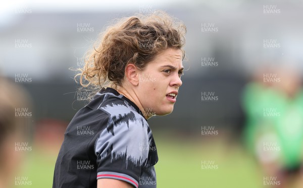 141022 - Wales Women Rugby Training Session - Wales’ Natalia John during training ahead of the Women’s Rugby World Cup match against New Zealand