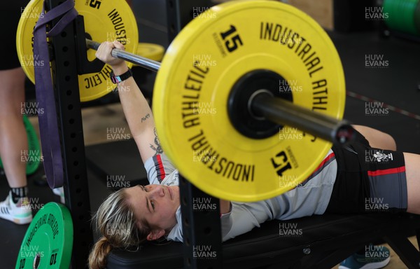 191022 - Wales Women Rugby Training Session - Wales’s Bethan Lewis goes through a gym session during training ahead of their Women’s Rugby World Cup match against Australia