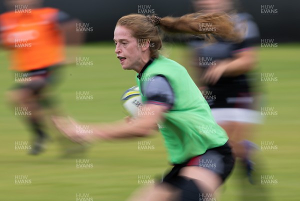201022 - Wales Women Rugby Training Session - Wales’ Lisa Neumann during training ahead of their Women’s Rugby World Cup match against Australia