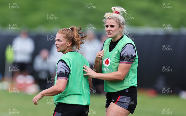 201022 - Wales Women Rugby Training Session - Wales’ Niamh Terry, left and Carys Williams-Morris during training ahead of their Women’s Rugby World Cup match against Australia