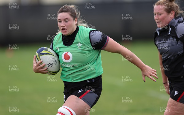 251022 - Wales Women Rugby Training Session - Gwen Crabb of Wales during training ahead of their Women’s Rugby World Cup Quarter Final against New Zealand