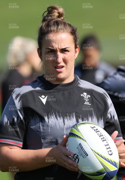 270922 - Wales Women Rugby Training Session - Wales’ Siwan Lillicrap during training  ahead of the start of the Women’s Rugby World Cup