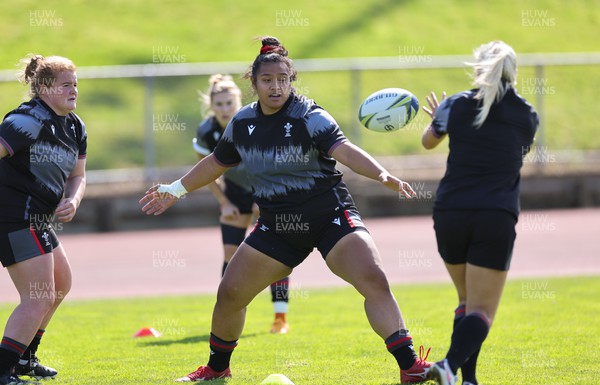 270922 - Wales Women Rugby Training Session - Wales’ Sisilia Tuipulotu during training  ahead of the start of the Women’s Rugby World Cup