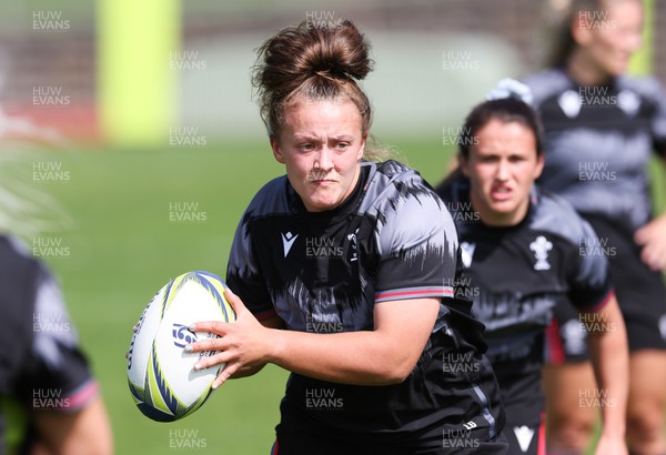 270922 - Wales Women Rugby Training Session - Wales’ Lleucu George during training ahead of the start of the Women’s Rugby World Cup