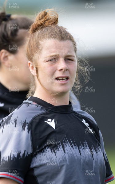 271022 - Wales Women Rugby Training Session - Kate Williams of Wales during a training session ahead of the Women’s Rugby World Cup Quarter Final against New Zealand