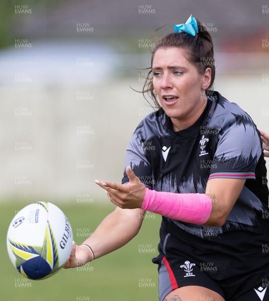 271022 - Wales Women Rugby Training Session - Georgia Evans of Wales during a training session ahead of the Women’s Rugby World Cup Quarter Final against New Zealand