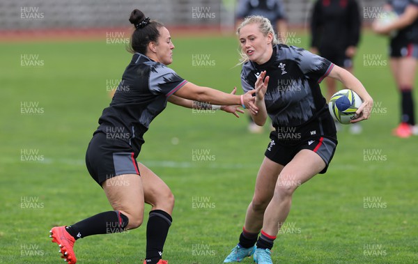 280922 - Wales Women Rugby Training Session - Wales’ Megan Webb is caught by Ffion Lewis during a training session in Auckland ahead of the start of the Women’s Rugby World Cup