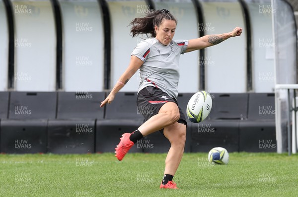 211022 - Wales Women Rugby Kickers Session - Wales’ Ffion Lewis during the kickers session at the Northland Events Centre ahead of their Women’s Rugby World Cup match against Australia