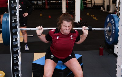 230424 - Wales Women Rugby Weights Session - Kate Williams during a weights session ahead of Wales’ Guinness Women’s 6 Nations match against Italy