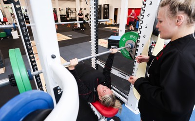 230424 - Wales Women Rugby Weights Session - Kelsey Jones and Alex Callender during a weights session ahead of Wales’ Guinness Women’s 6 Nations match against Italy