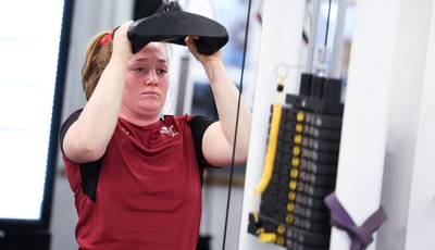 230424 - Wales Women Rugby Weights Session - Abbie Fleming during a weights session ahead of Wales’ Guinness Women’s 6 Nations match against Italy