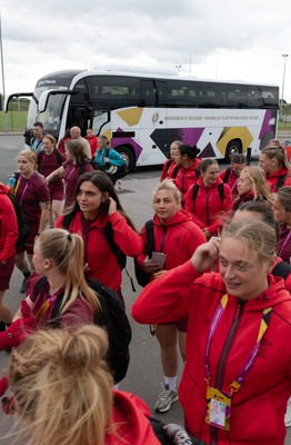 220825 - Wales Women Rugby World Cup Captain’s Run - The Wales squad arrive for  Captain’s Run ahead of their first Women’s Rugby World Cup match against Scotland at the Salford Community Stadium