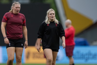 220825 - Wales Women Rugby World Cup Captain’s Run - Alex Callender during Captain’s Run ahead of their first Women’s Rugby World Cup match against Scotland at the Salford Community Stadium