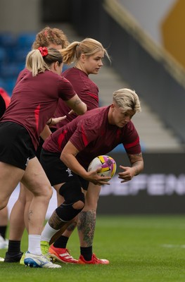 220825 - Wales Women Rugby World Cup Captain’s Run - Donna Rose during Captain’s Run ahead of their first Women’s Rugby World Cup match against Scotland at the Salford Community Stadium