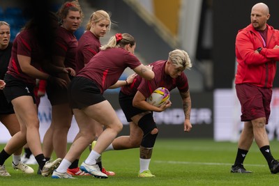 220825 - Wales Women Rugby World Cup Captain’s Run - Donna Rose during Captain’s Run ahead of their first Women’s Rugby World Cup match against Scotland at the Salford Community Stadium