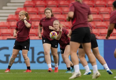 220825 - Wales Women Rugby World Cup Captain’s Run - Wales’ Seren Lockwood during Captain’s Run ahead of their first Women’s Rugby World Cup match against Scotland at the Salford Community Stadium