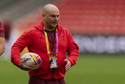 220825 - Wales Women Rugby World Cup Captain’s Run - Sean Lynn, Wales Women head coach during Captain’s Run ahead of their first Women’s Rugby World Cup match against Scotland at the Salford Community Stadium