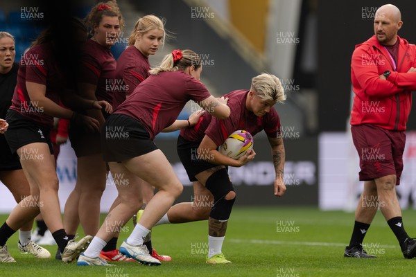 220825 - Wales Women Rugby World Cup Captain’s Run - Donna Rose during Captain’s Run ahead of their first Women’s Rugby World Cup match against Scotland at the Salford Community Stadium