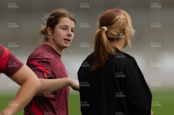 220825 - Wales Women Rugby World Cup Captain’s Run - Kate Williams during Captain’s Run ahead of Wales’ first Women’s Rugby World Cup match against Scotland at the Salford Community Stadium