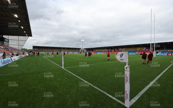 220825 - Wales Women Rugby World Cup Captain’s Run - A general view of the Salford Community Stadium during Captain’s Run ahead of Wales’ first Women’s Rugby World Cup match against Scotland at the Salford Community Stadium