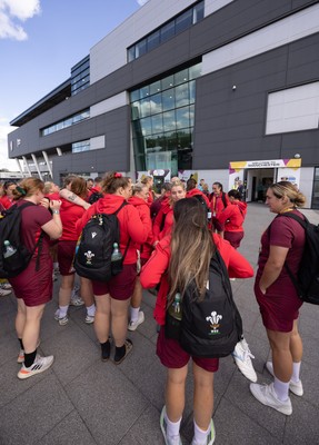 290825 - Wales Women Rugby World Cup Captain’s Run - The Wales squad arrive at the Salford Community Stadium for Captain’s Run ahead of the Rugby World Cup match against Canada