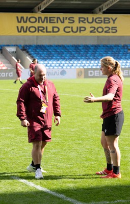 290825 - Wales Women Rugby World Cup Captain’s Run -Sean Lynn, Wales Women head coach with Bethan Lewis of Wales during Captain’s Run ahead of the Rugby World Cup match against Canada