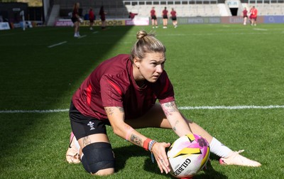 290825 - Wales Women Rugby World Cup Captain’s Run - Keira Bevan of Wales goes through kicking practice during Captain’s Run ahead of the Rugby World Cup match against Canada