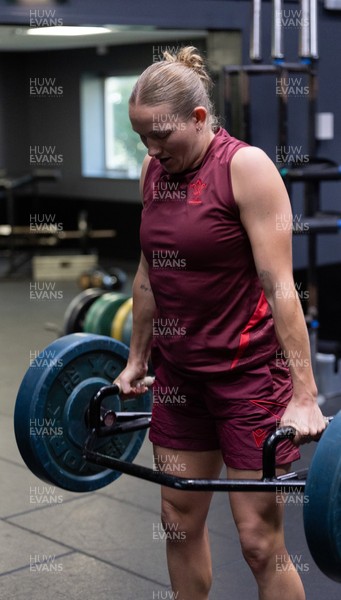 020925 - Wales Women Gym Session - Carys Cox during a gym training session ahead of their final Women’s Rugby World Cup match against Fiji